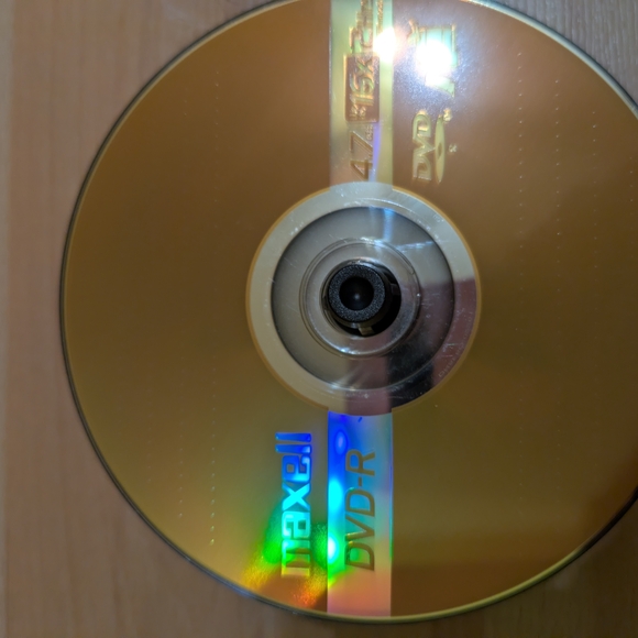 Gold DVD-R Disc - Picture 3 of 3